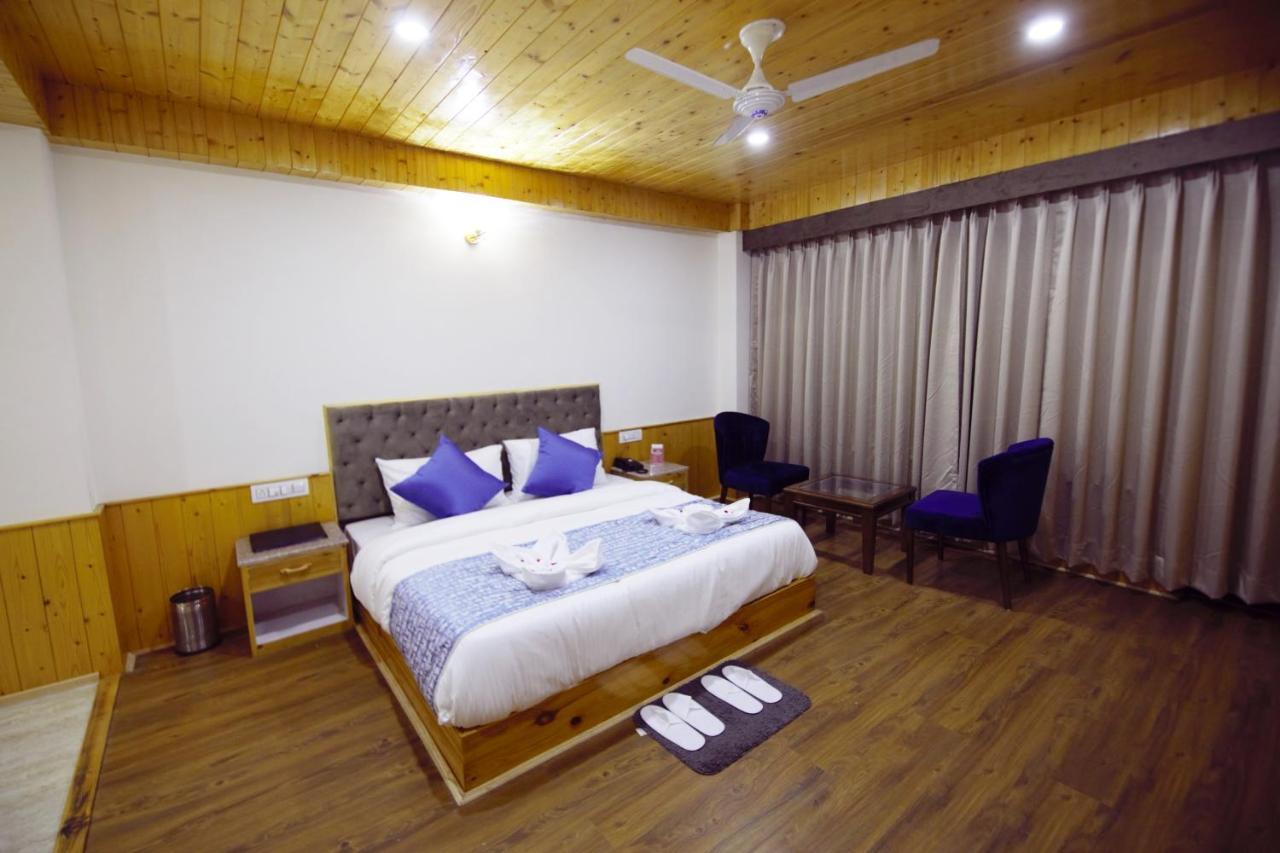 Blossom Hill Retreat Hotel Manāli Esterno foto