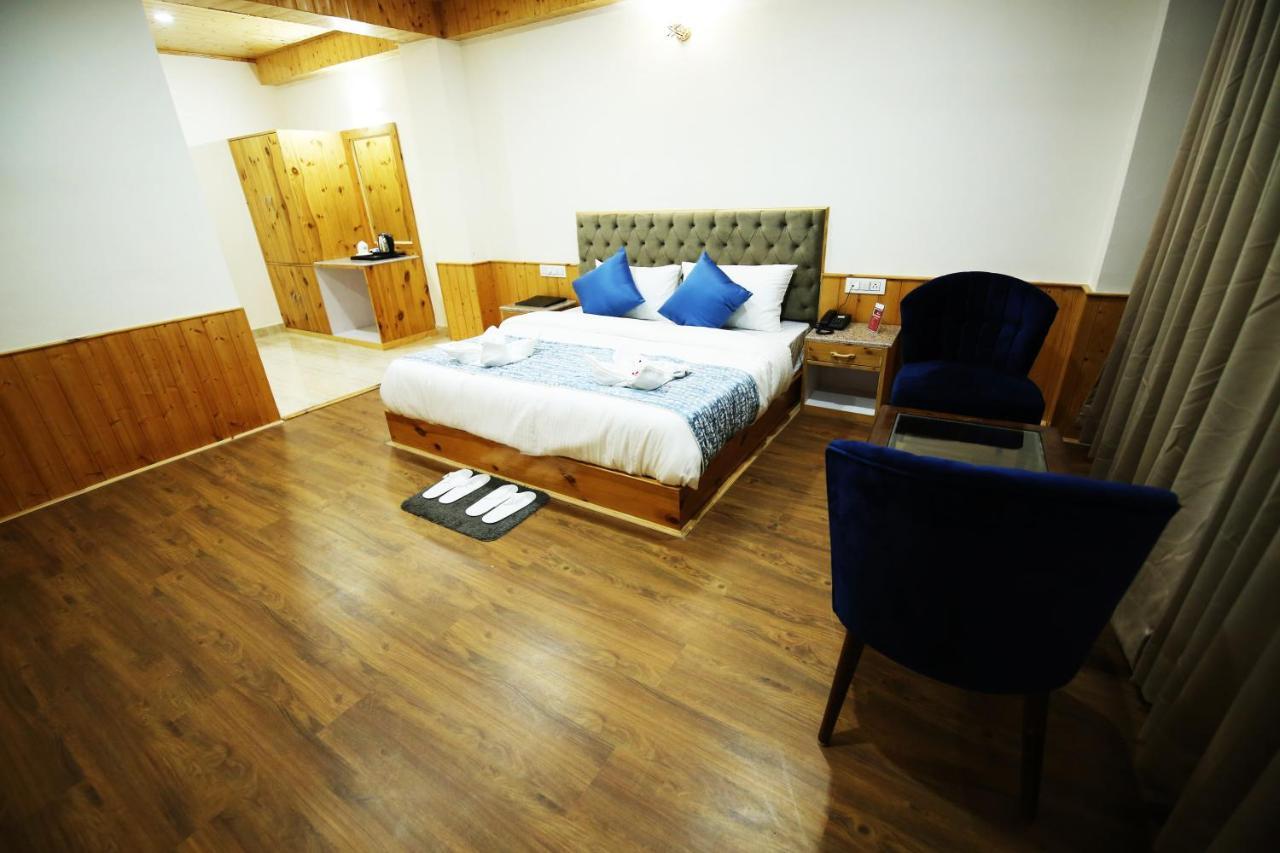 Blossom Hill Retreat Hotel Manāli Esterno foto